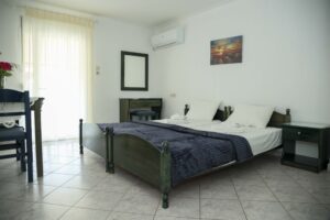 athena-haus-olympiaki-akti-rooms